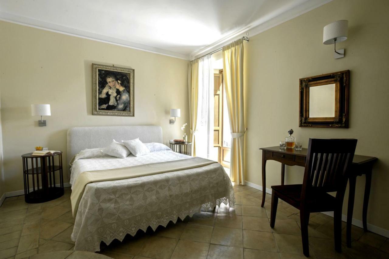 Donna Chiara Bed & Breakfast